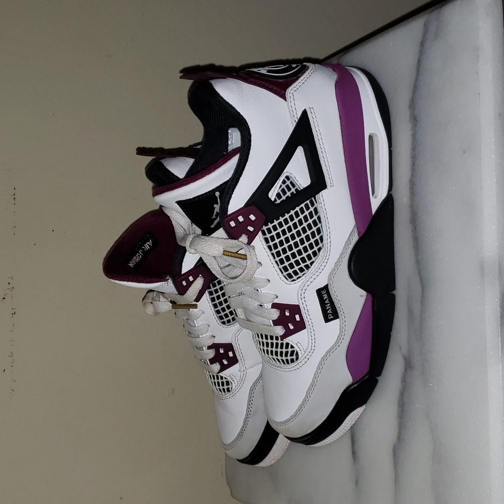 Jordan 4 Paris Saint  Germain